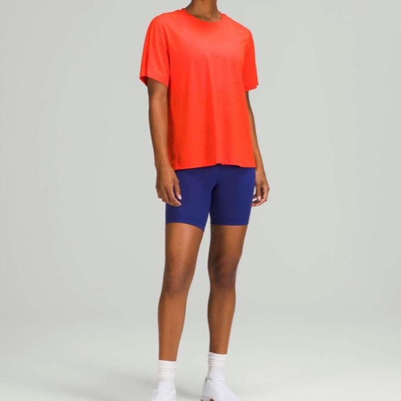 NWT Lululemon Crew Neck Train Tee Autumn Red Size 6 $68 retail - Picture 3 of 9